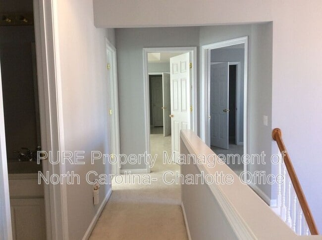 Building Photo - 7713 Noland Woods Dr