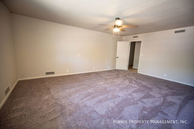Building Photo - 3407 43rd St