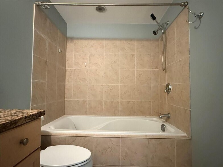 Building Photo - 333 Atwells Ave