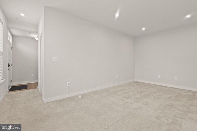 Building Photo - 5507 Greenpoint Ln