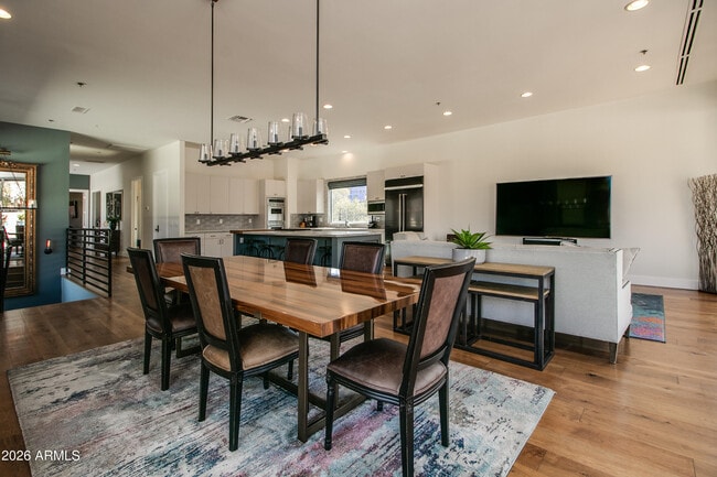 Building Photo - 4201 N Marshall Way