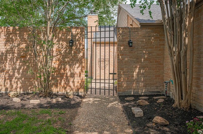 Building Photo - 1038 Red Rock Canyon Dr