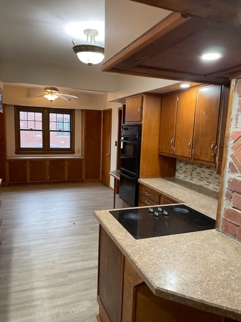 Kitchen - 1919 George Washington Blvd