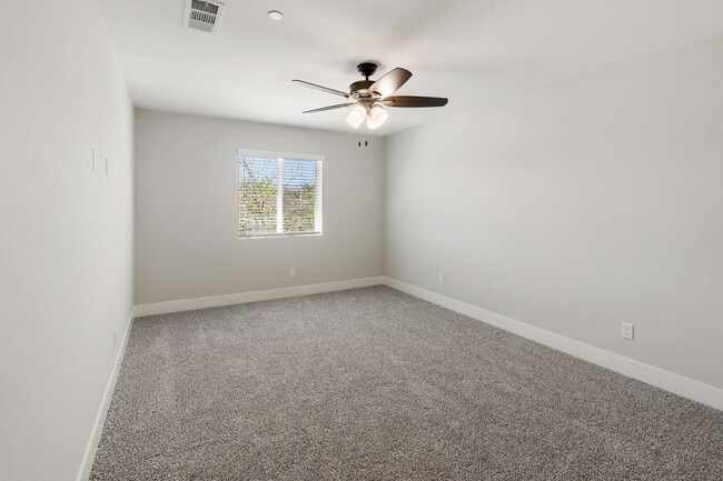 Building Photo - BRAND NEW HOME