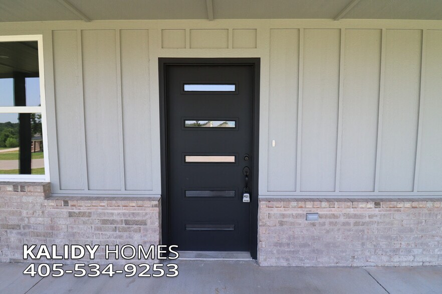 Building Photo - 1755 Kalidy Dr