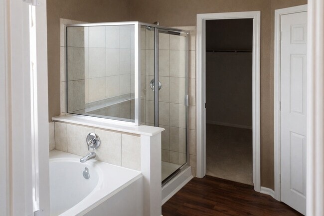 Building Photo - 5011 Forest Hurst Glen