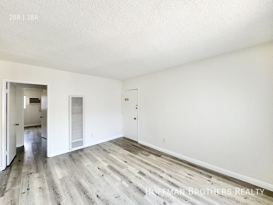 Building Photo - 4338 Berryman Ave
