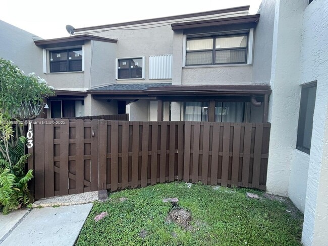 Building Photo - 10302 NW 9th St Cir