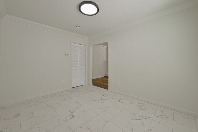 Building Photo - 1524 NW 45th St