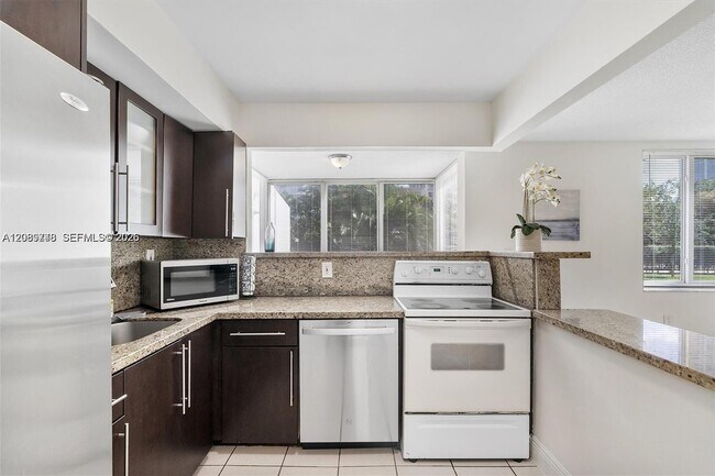 Building Photo - 250 180th Dr