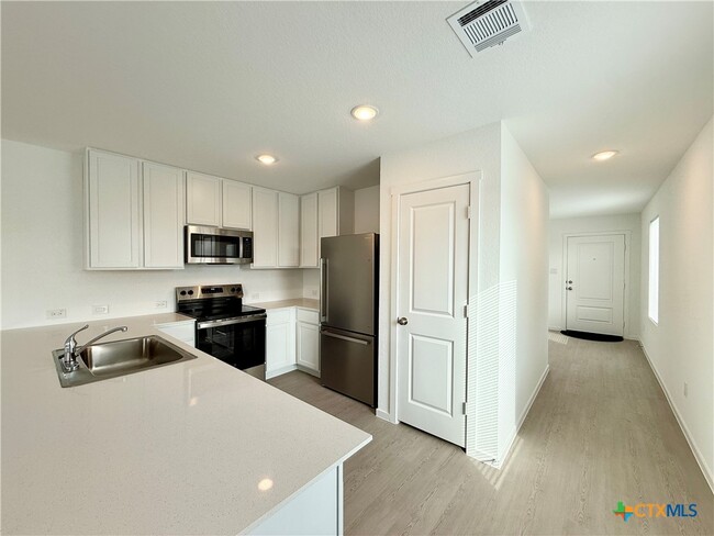 Building Photo - 311 Moscato Rd