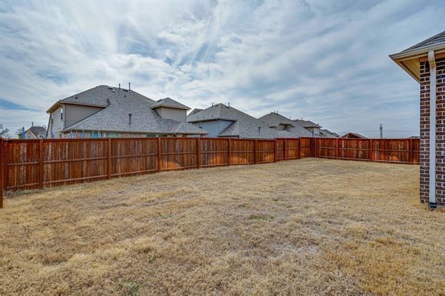 Building Photo - 9001 Violet Dr