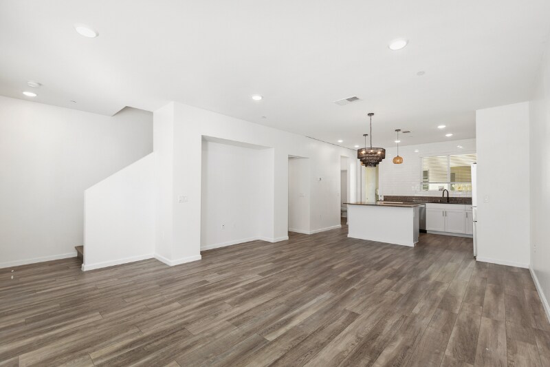 Building Photo - 5272 Beachfront Cove