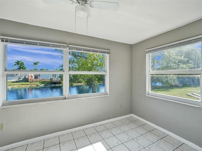 Building Photo - 8550 NW 27th Pl
