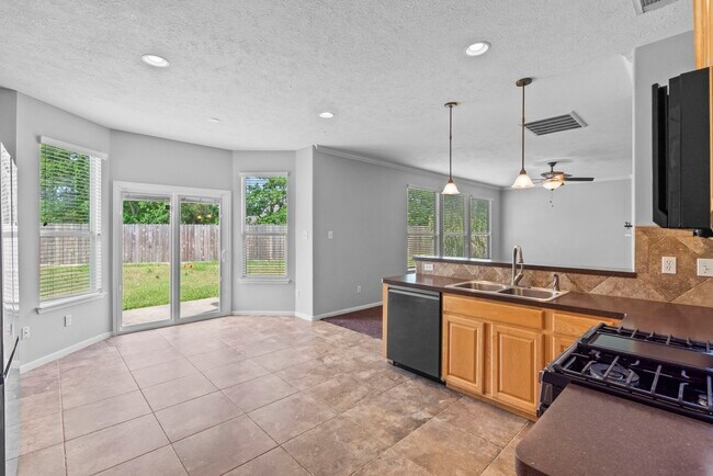 Building Photo - 8206 Point Pendleton Dr