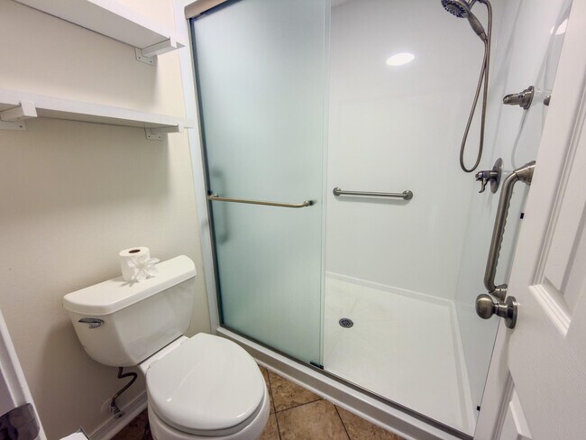 Building Photo - 1783 Ivalea Cir
