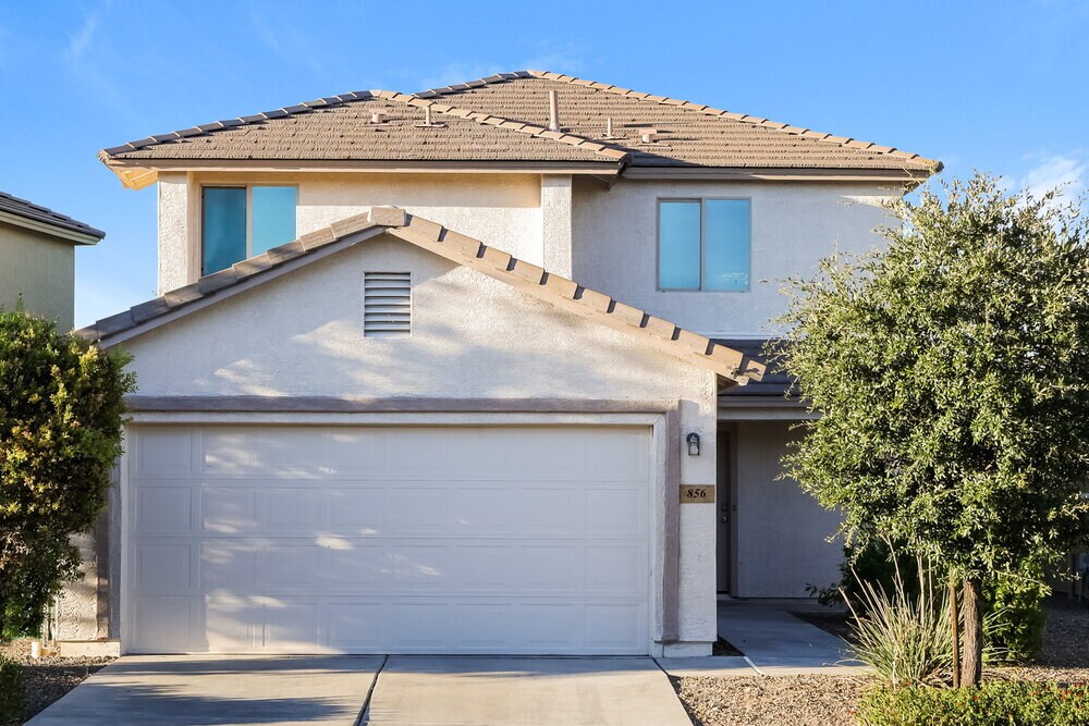 Building Photo - 856 W Calle Arroyo Norte