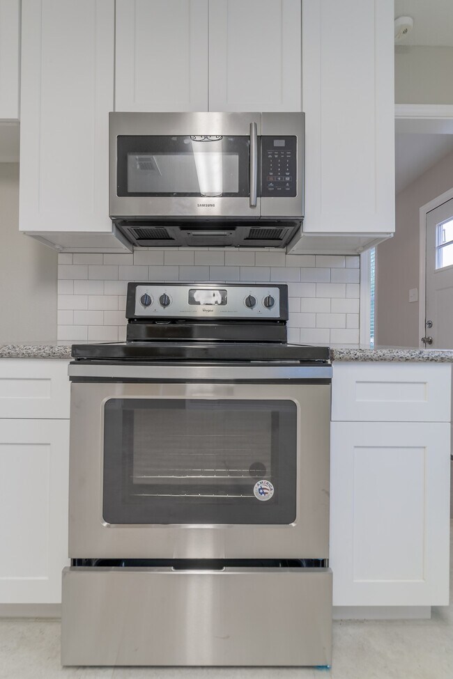 Building Photo - 101 Will St