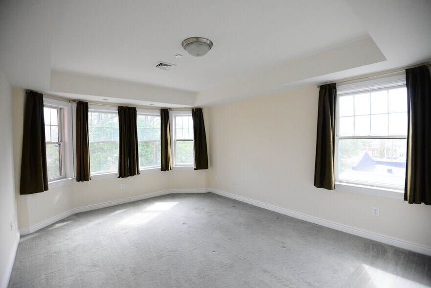 Second Bedroom - 100 Sheldrake Pl