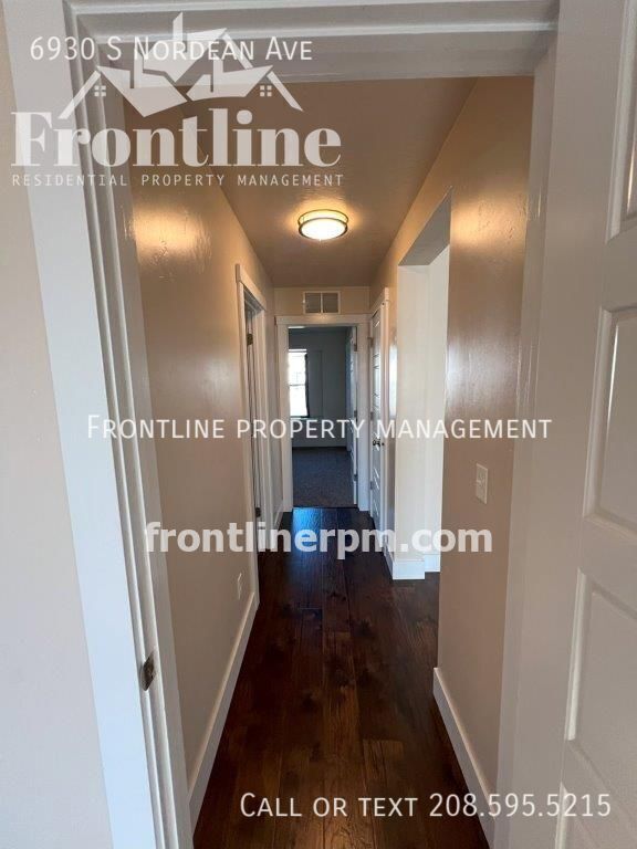 Building Photo - 6930 S Nordean Ave