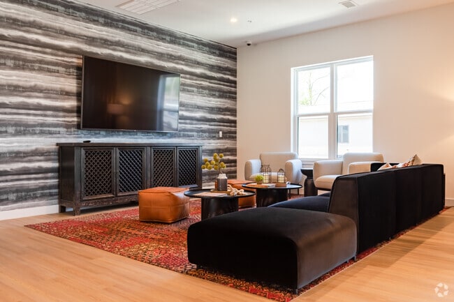 Clubhouse - The Vantage Naperville