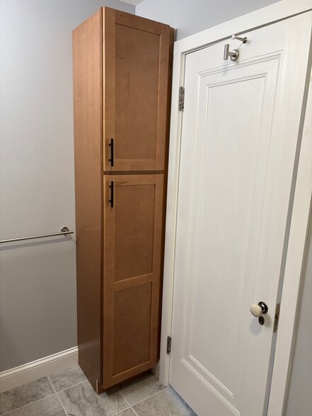 Building Photo - 12 Madison Ave