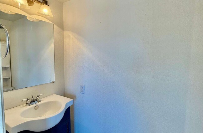 Building Photo - 3506 E Montreal Pl