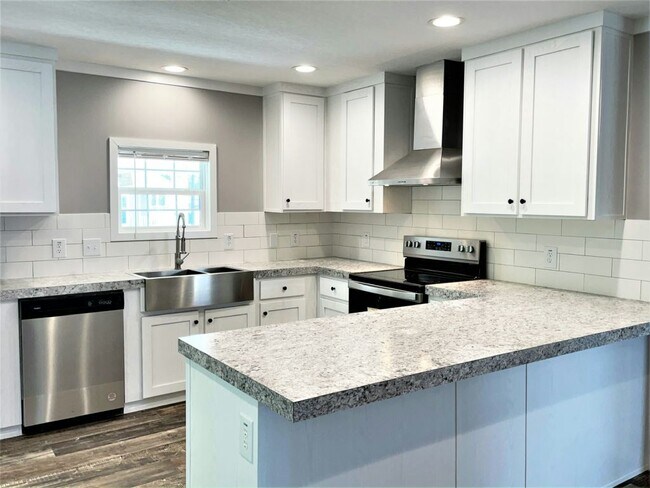 Building Photo - 3124 SW 108th St