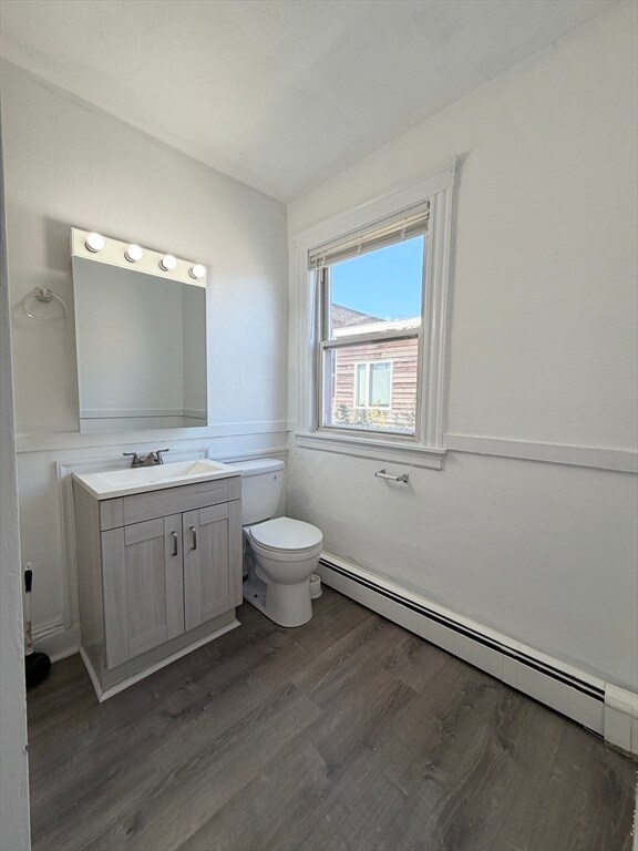 Building Photo - 327 Columbia St