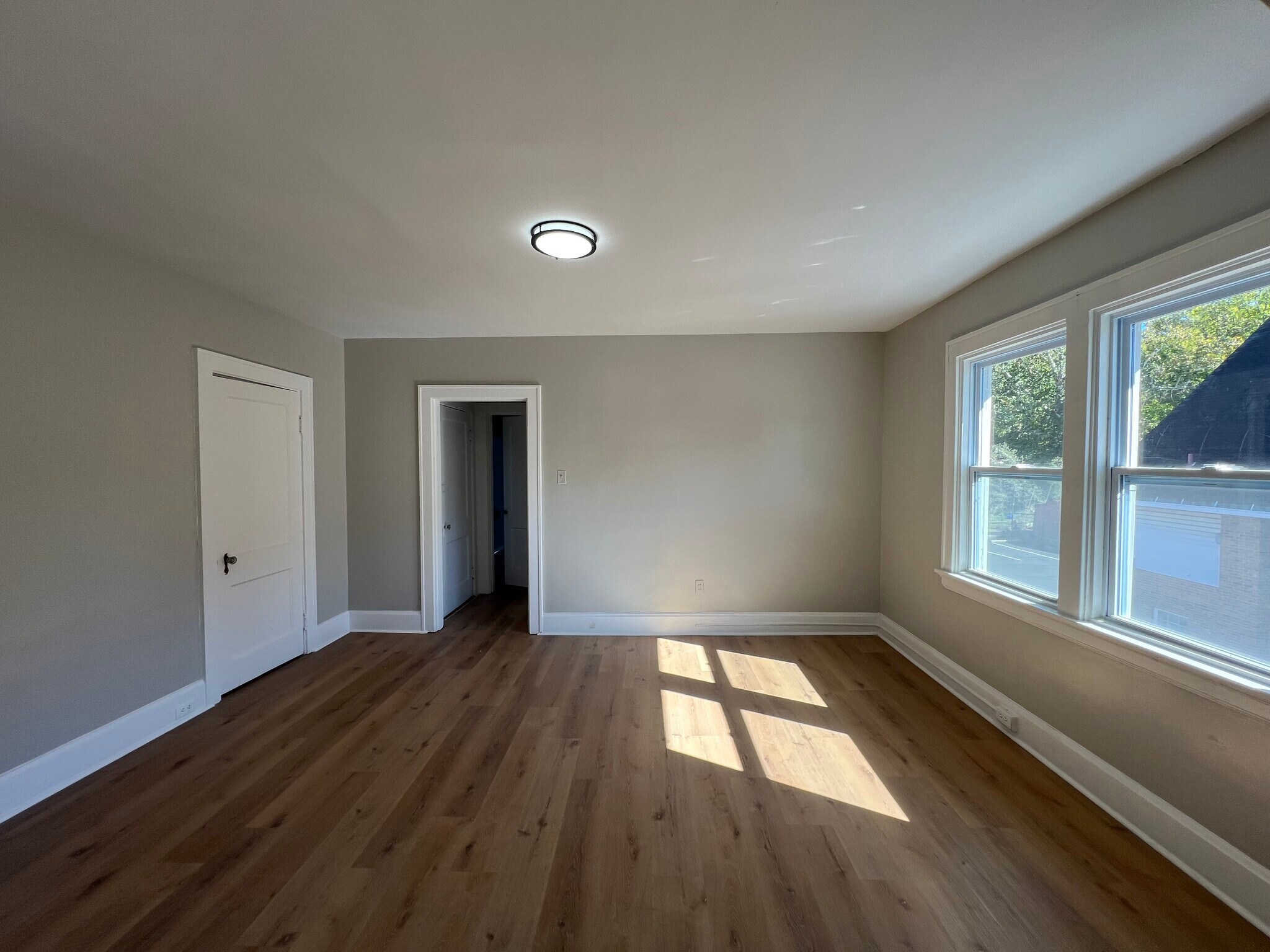 Building Photo - 2310 Indian Mound Ave