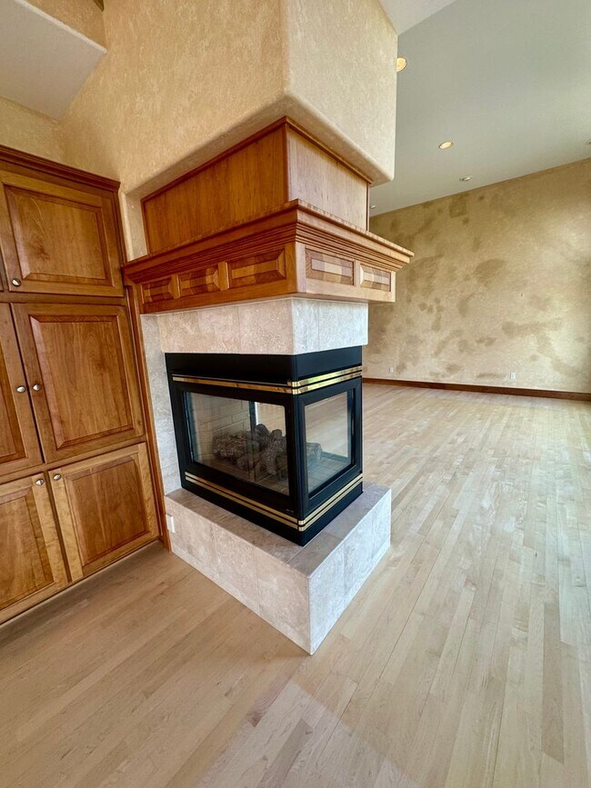 Building Photo - 11707 Kestrel Rd