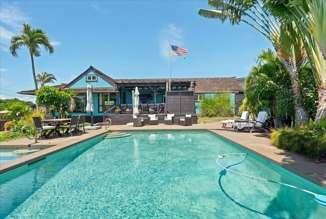 Building Photo - 3161 Mapu Dr