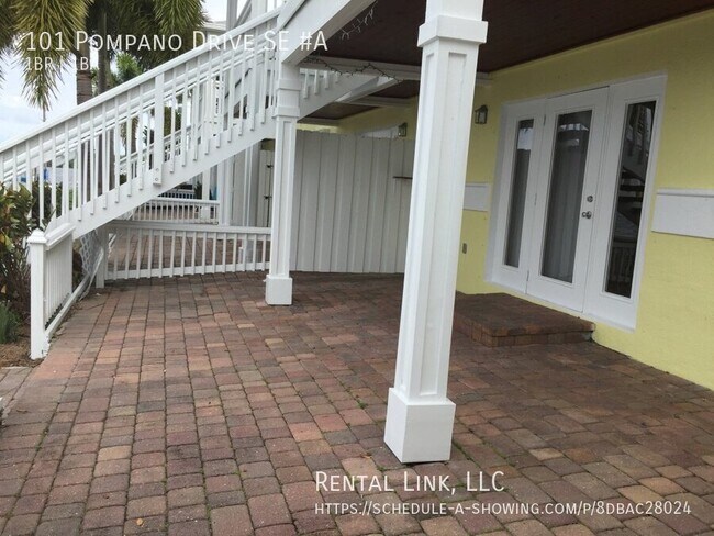 Building Photo - 101 Pompano Dr SE