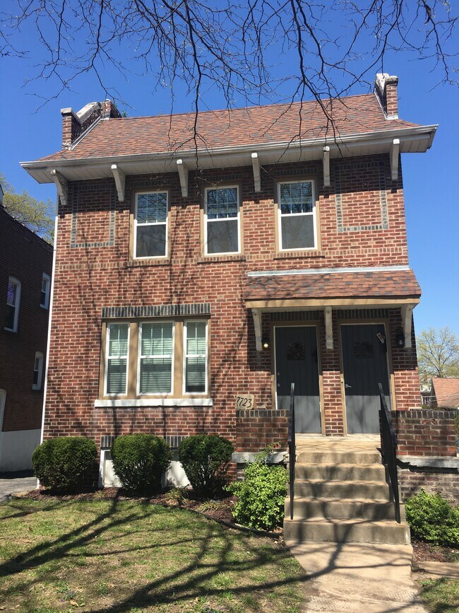 Primary Photo - 7723 Arthur Ave