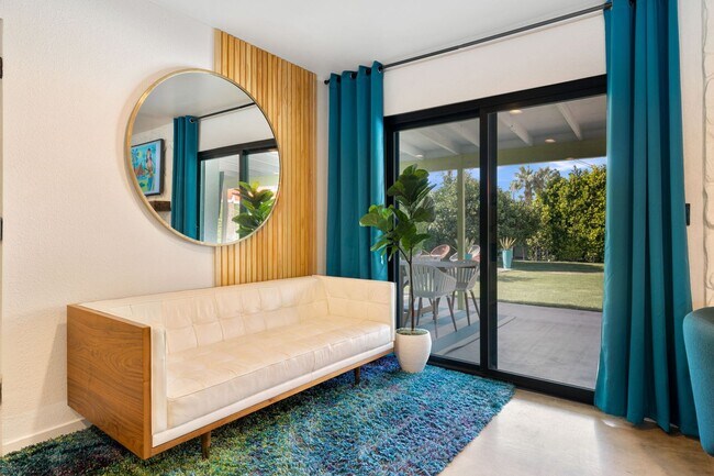 Building Photo - Stylish Fully Furnished Home in Palm Springs - Annual Lease