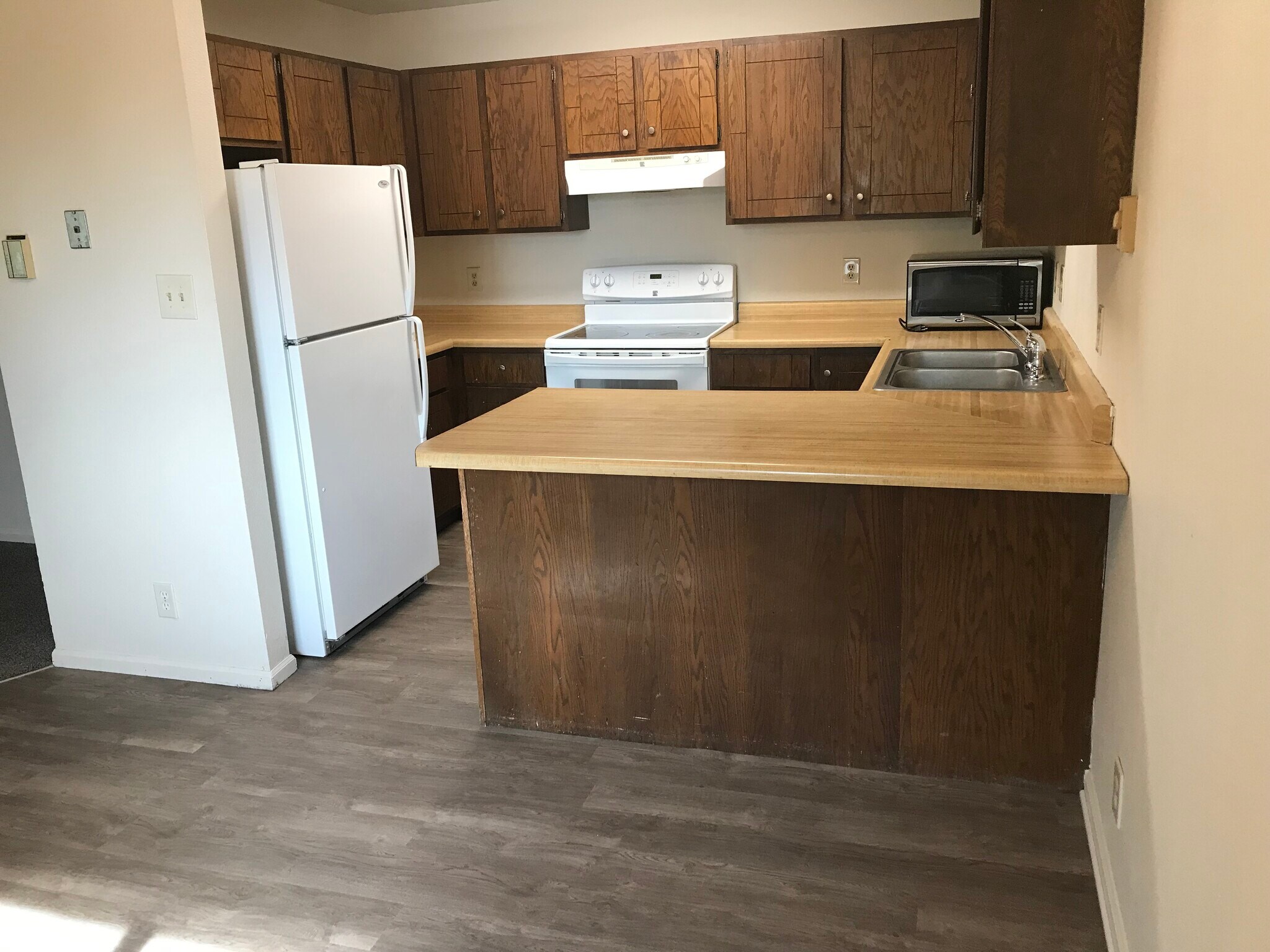 Building Photo - 7003 Tumbleweed Dr