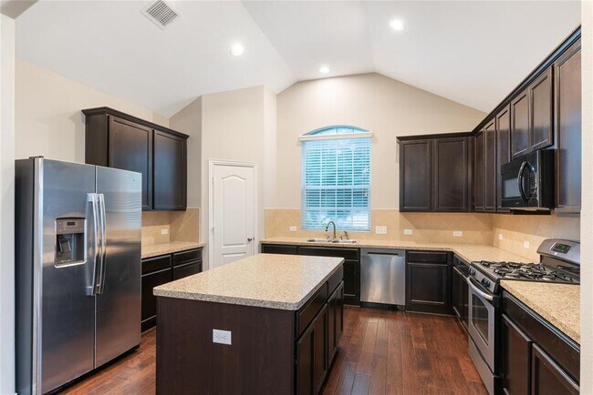 Building Photo - 217 Orchard Hill Trail