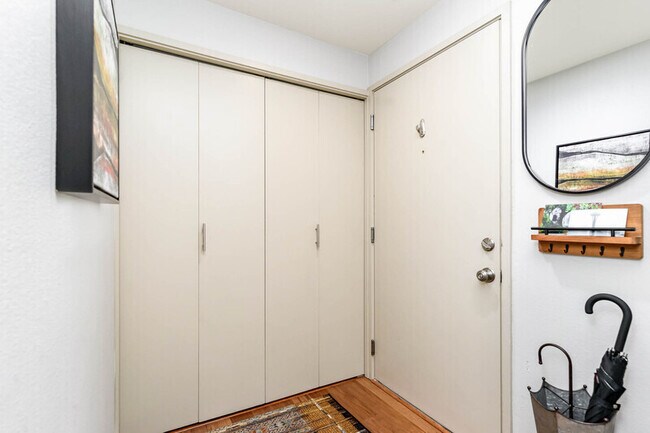 Building Photo - 2145 Dexter Ave N