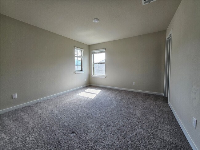 Building Photo - 22039 Juniper Crossing Dr