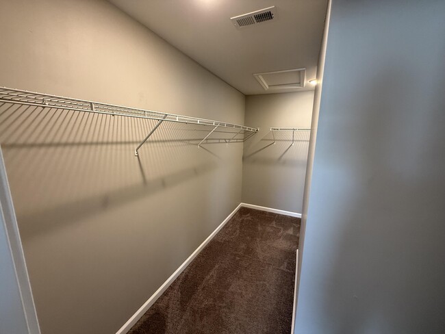 Building Photo - 2325 Tanksley Way
