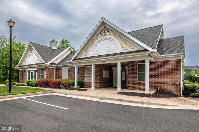 Building Photo - 7396 Brunson Cir