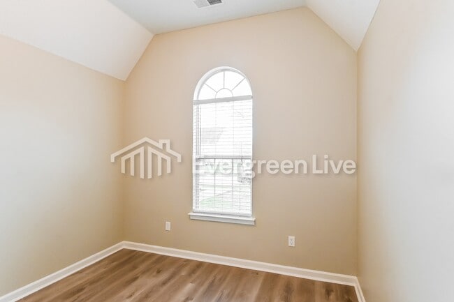 Building Photo - 7864 Allen Ridge Ln