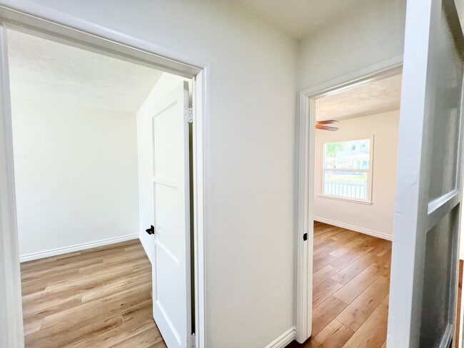 Building Photo - Charming Remodeled Lakewood Home with Bonu...