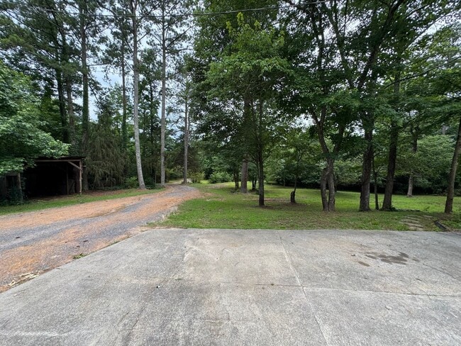 Building Photo - Private 3/2.5 Home with bonus room- $1,895