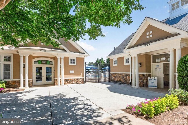 Building Photo - 12351 Penzance Ln