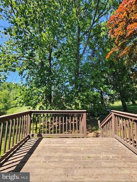 Building Photo - 5424 Jenmatt Dr