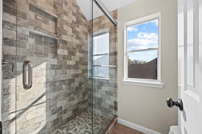 Building Photo - 11118 Sprucedale Ct