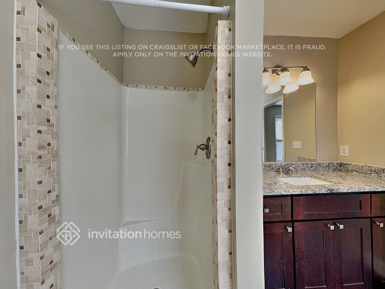 Building Photo - 1518 Hawkcrest Ln