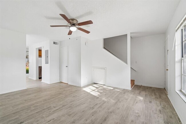 Building Photo - 5182 Sunridge Palms Dr