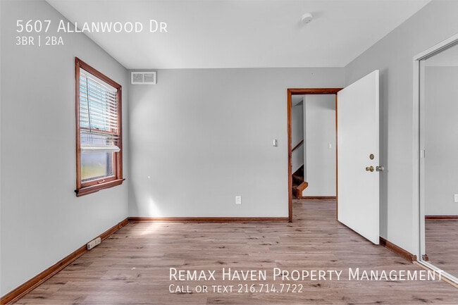 Building Photo - 5607 Allanwood Dr